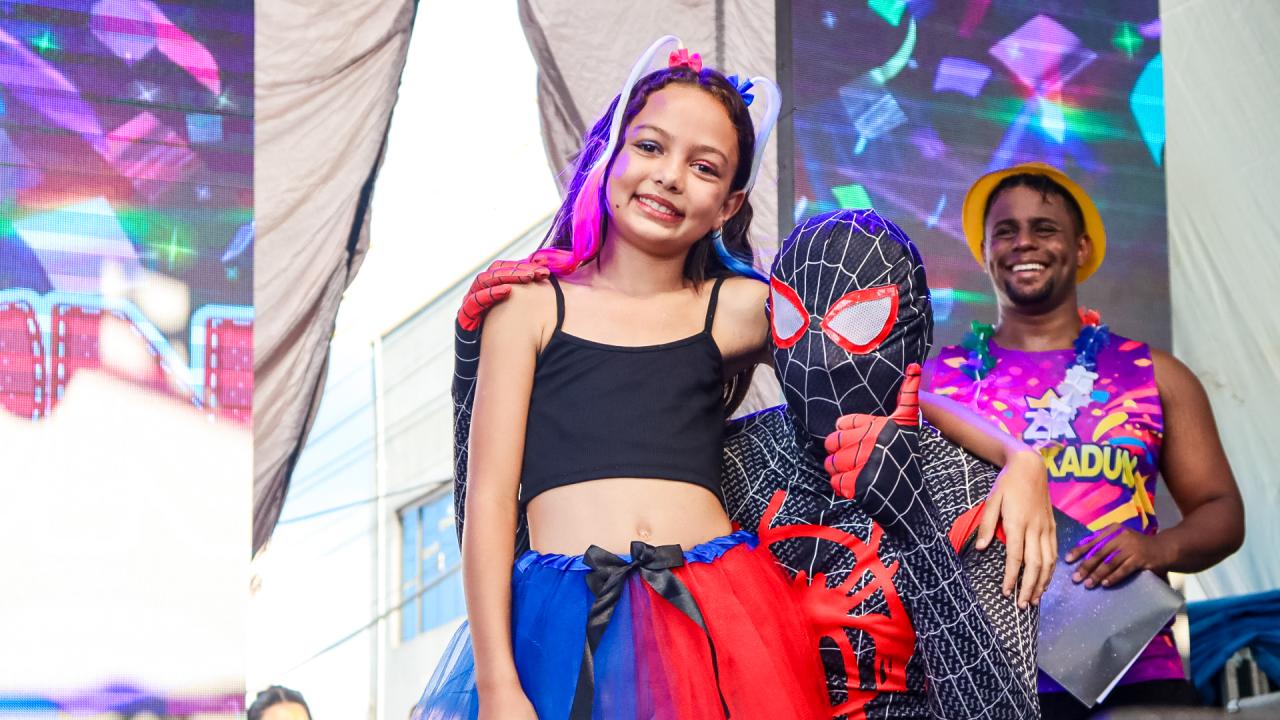 Foto 29 de 60 — Matinê Infantil e Banda Obahia agitam domingo de Carnaval em Trabiju; veja fotos
